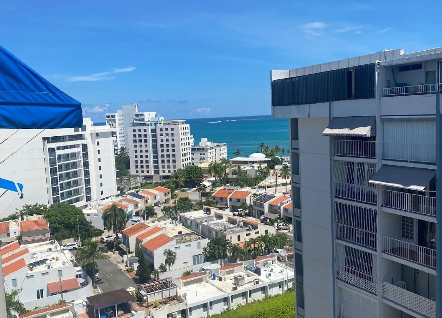 Isla Verde Modern Apartment With Pool San Juan