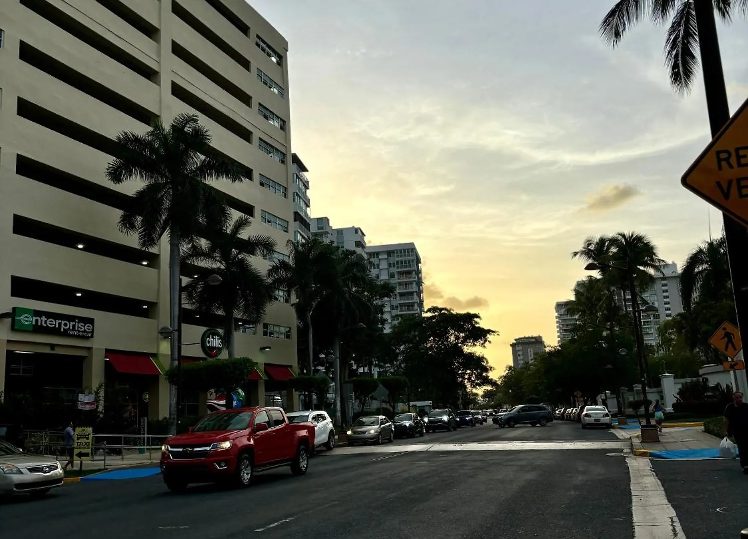 Isla Verde Modern Apartment With Pool San Juan