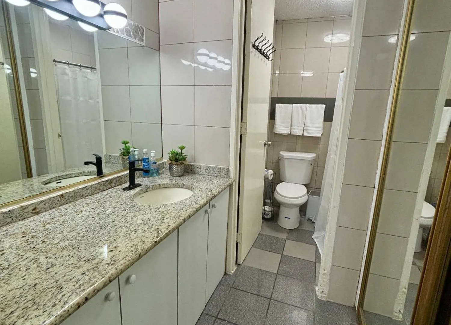 Isla Verde Modern Apartment With Pool San Juan