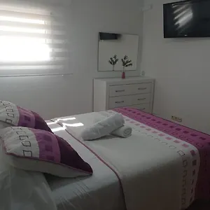 https://puerto-marina-benalmadena-sunbeach.es-andalucia.com